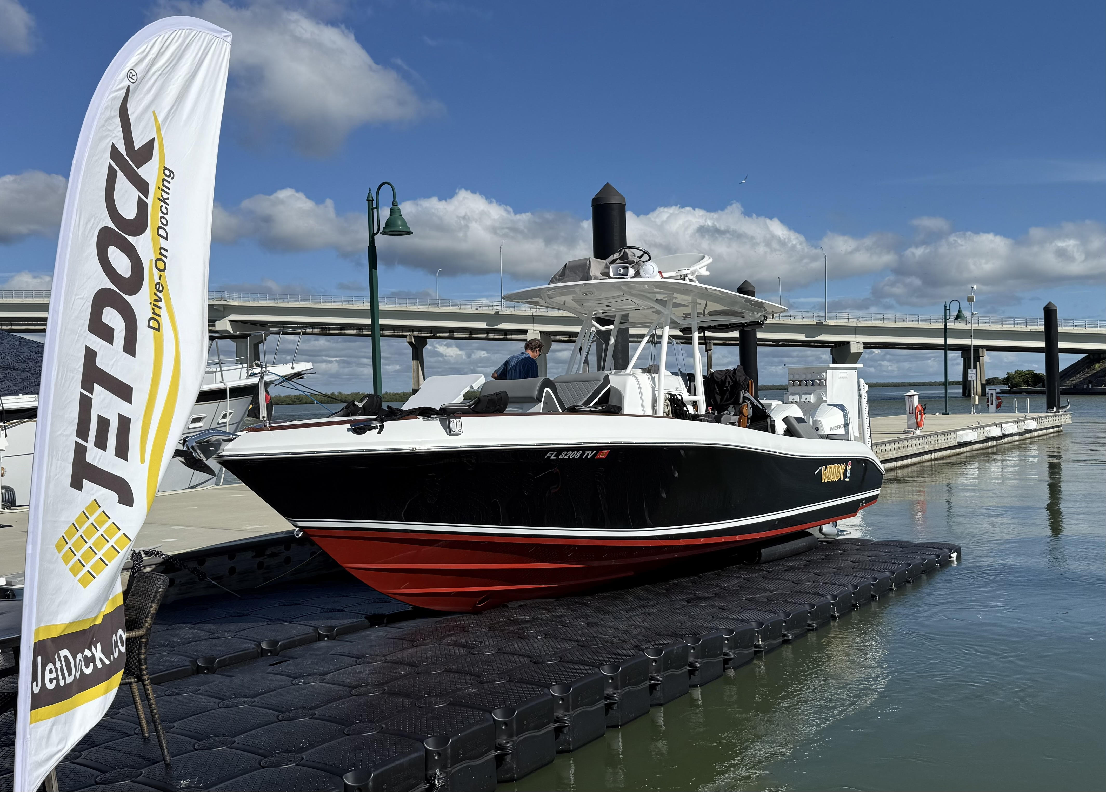 Jet Dock Floating Boat Lift
