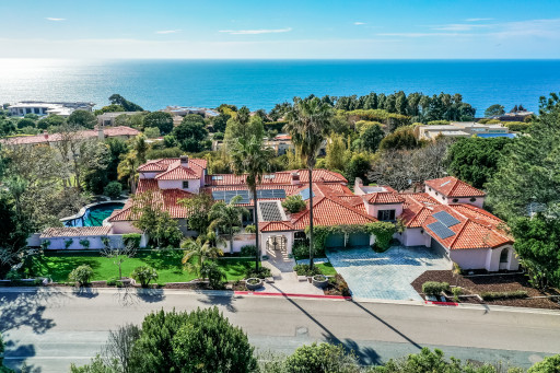La Jolla Farms 1-Acre Ocean View Estate on the Market for the First Time in 20 Years