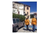 Scientology Volunteer Ministers from Procivicos (Civil Protection Team of the Scientology Community), carrying bottled water to survivors of Wednesday's deadly Italy quake