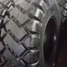 Loader Tires 20.5-25