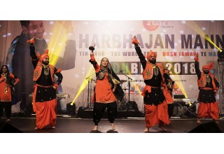 Shamrock Bhangra opened the show with a performance of traditional Punjabi folk dances.