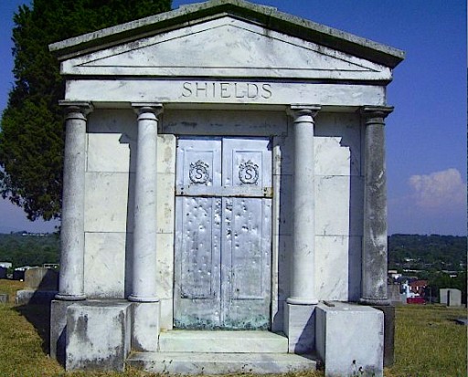 Who is Buried in Famous Tall Betsy's Tomb?