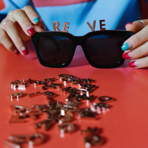 REVÉ by RENÉ Launches Innovative Eyewear Collection With Interchangeable Elements