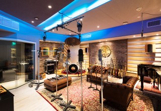 BangyBang Studio Live Room