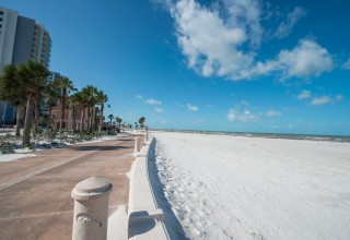 Scientology Volunteer Ministers descended on Clearwater Beach after Hurricane Irma, restoring it to its pristine beauty.