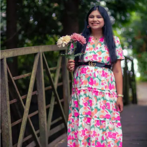 Ranjani Ravi Ranked #5 Real Estate Agent in Washington by 2026 RealTrends Rankings