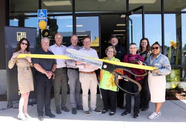 Papé Material Handling Ribbon-Cutting at Grand Opening in Concord, California
